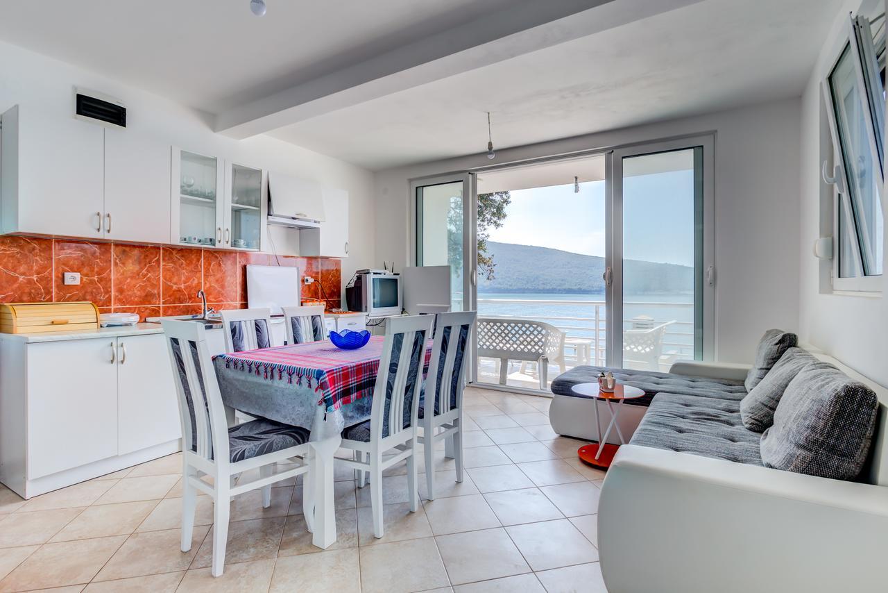 Seaside Apartment Kruce Ulcinj Exterior photo